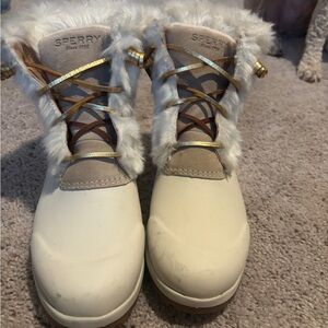 Sperry Women's Winter Boots - Cream and Brown
